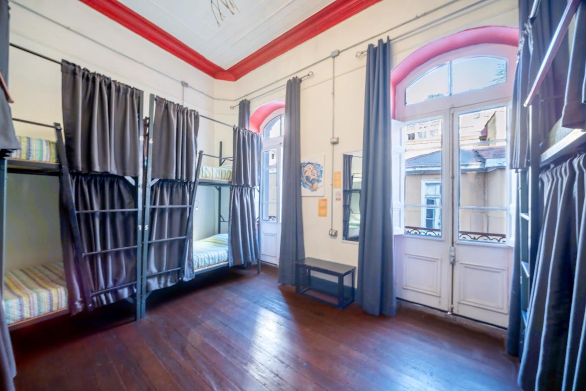 Maki Hostels & Suites Valparaíso Екстериор снимка